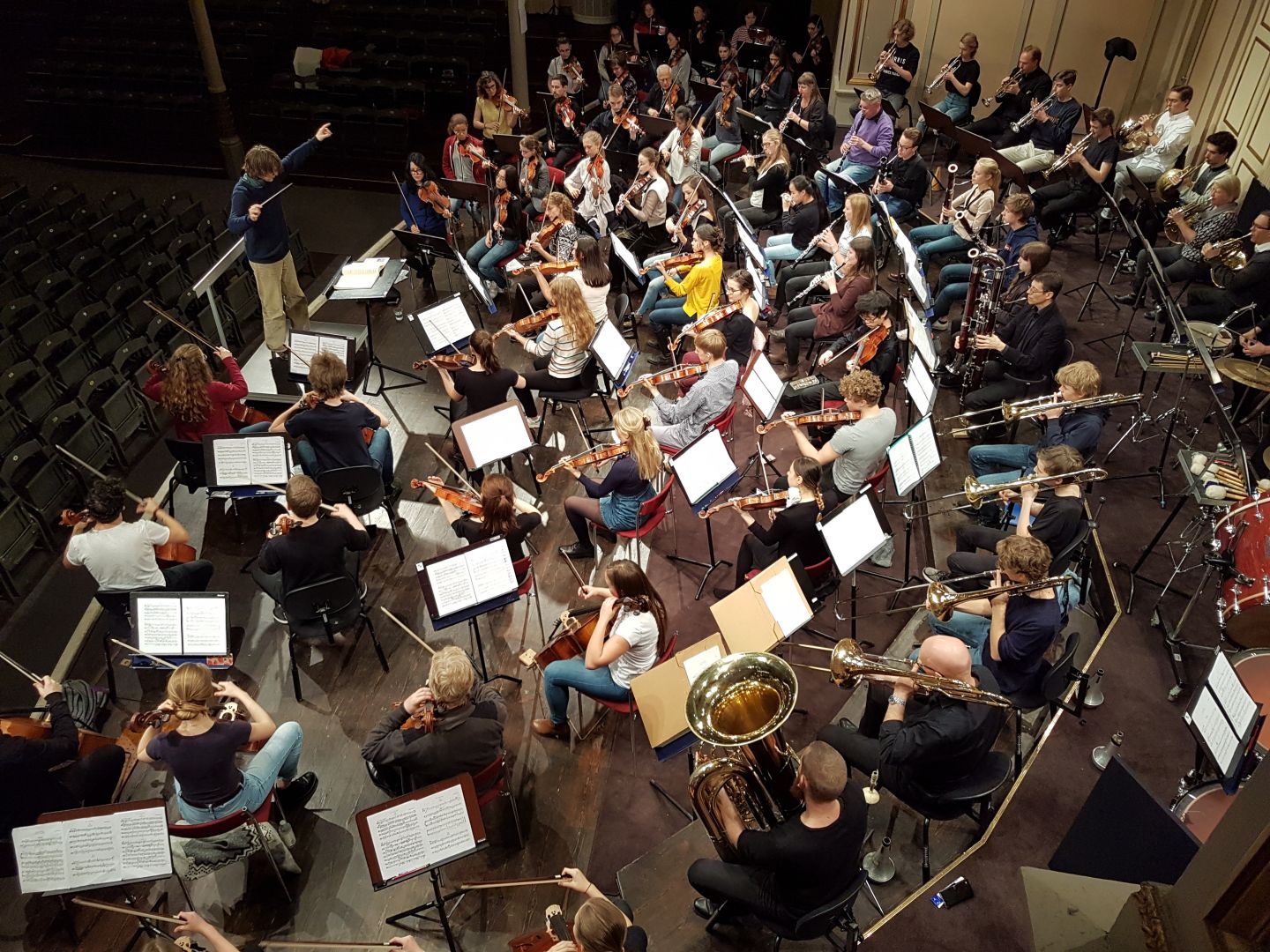 O/Modernt New Generation Symphony Orchestra